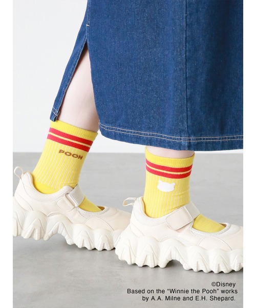 ehka sopo(エヘカソポ)の「【Disney】くまのプーさん/ラインソックス(ソックス/靴下・レディース・オフホワイト/マスタード・フリ-)」の1枚目の写真
