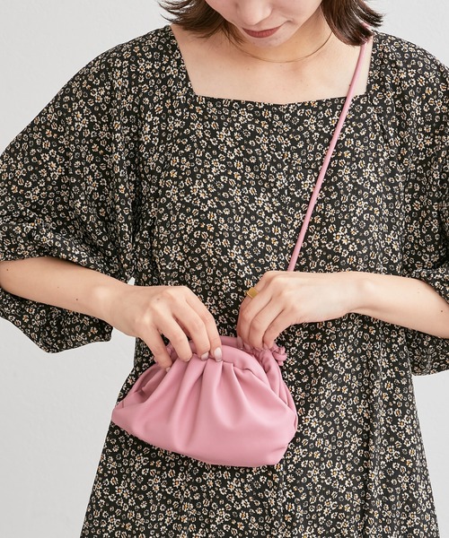 CIAOPANIC TYPY(チャオパニックティピー)の「がま口ギャザーミニショルダー(ショルダーバッグ・レディース・ブラック/ピンク/シルバー/イエロー・ONE SIZE)」の1枚目の写真