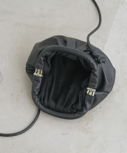 CIAOPANIC TYPY(チャオパニックティピー)の「がま口ギャザーミニショルダー(ショルダーバッグ・レディース・ブラック/ピンク/シルバー/イエロー・ONE SIZE)」の10枚目の写真