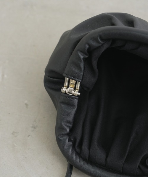 CIAOPANIC TYPY(チャオパニックティピー)の「がま口ギャザーミニショルダー(ショルダーバッグ・レディース・ブラック/ピンク/シルバー/イエロー・ONE SIZE)」の12枚目の写真