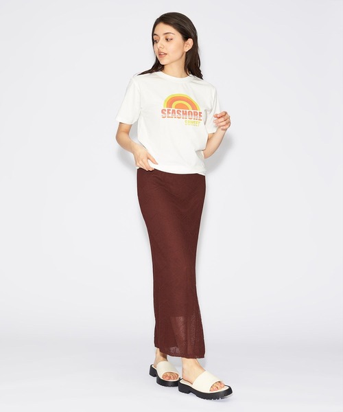 FOREVER 21(フォーエバー トゥエンティーワン)の「レトログラフィックTシャツ(Tシャツ/カットソー・レディース・ゴールド/グレー系その他7/ホワイト・FREE)」の4枚目の写真