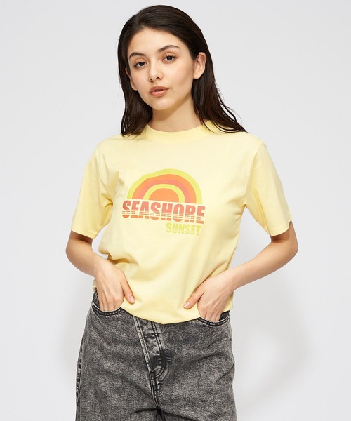 FOREVER 21(フォーエバー トゥエンティーワン)の「レトログラフィックTシャツ(Tシャツ/カットソー・レディース・ゴールド/グレー系その他7/ホワイト・FREE)」の15枚目の写真