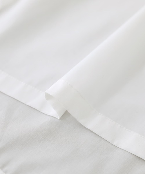 kOhAKU（コハク）の「『デザインスリーブアシメシャツ』（シャツ/ブラウス・レディース・ブラック/オフホワイト・FREE）」の3枚目の写真