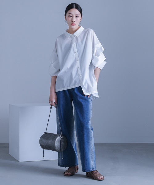 kOhAKU（コハク）の「『デザインスリーブアシメシャツ』（シャツ/ブラウス・レディース・ブラック/オフホワイト・FREE）」の12枚目の写真