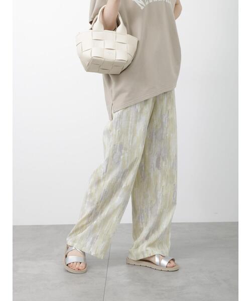 Samansa Mos2 blue（サマンサモスモスブルー）の「水彩幾何学柄イージーパンツ（その他パンツ・レディース・グレー/イエロー/ブルー・F）」の8枚目の写真