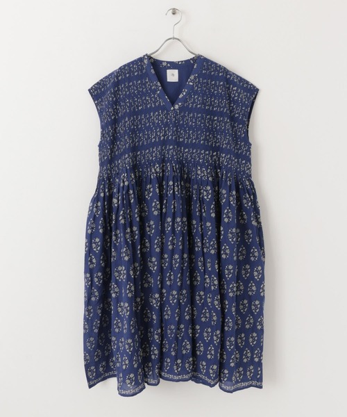 maison de soil（メゾンドソイル）の「『WEB/一部店舗限定』maison de soil　FLOWERBLOCK PRINT DRESS（ワンピース・レディース・ブルー系その他・1）」の2枚目の写真