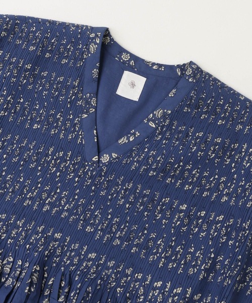 maison de soil（メゾンドソイル）の「『WEB/一部店舗限定』maison de soil　FLOWERBLOCK PRINT DRESS（ワンピース・レディース・ブルー系その他・1）」の5枚目の写真