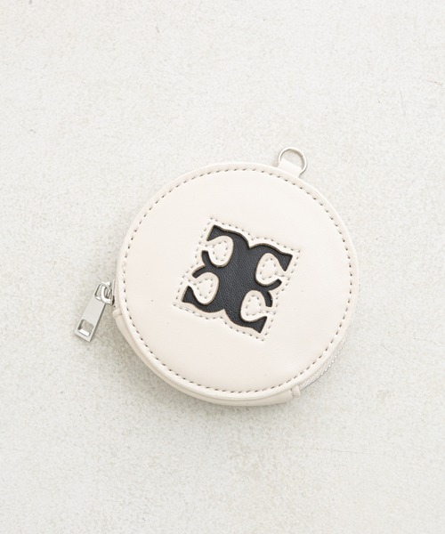 Chico(チコ)の「レザーポーチ付スマホショルダー(スマホグッズ・レディース・ブラック/アイボリー/グレイッシュベージュ/ピンク/ブルー・FREE)」の20枚目の写真