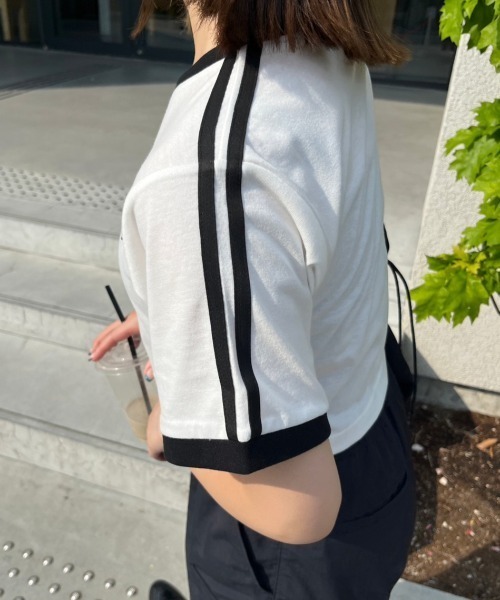 nemne store（ネンネストア）の「ライン入り刺繍リンガーTシャツ（Tシャツ/カットソー・レディース・オフホワイト/ネイビー・フリー）」の6枚目の写真