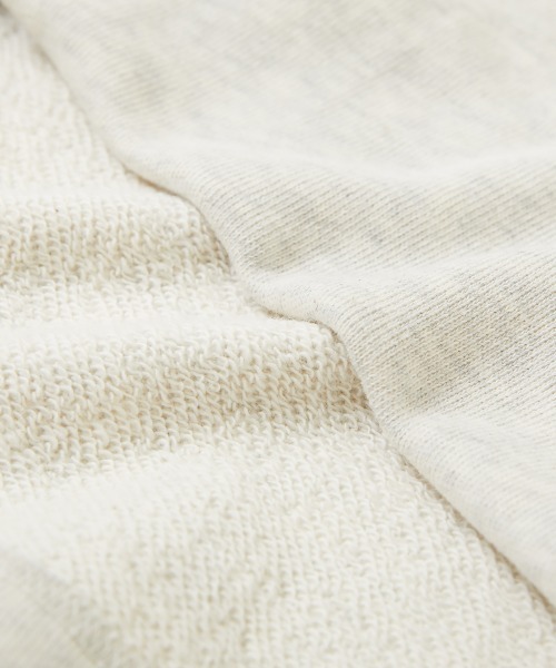 devirock（デビロック）の「無地 クロップド丈 スウェットトレーナー（スウェット・キッズ・オートミール/ダークネイビー/レッド系2・120cm/160cm/140cm/150cm/130cm/110cm/100cm）」の7枚目の写真