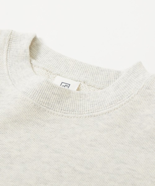 devirock（デビロック）の「無地 クロップド丈 スウェットトレーナー（スウェット・キッズ・オートミール/ダークネイビー/レッド系2・120cm/160cm/140cm/150cm/130cm/110cm/100cm）」の10枚目の写真