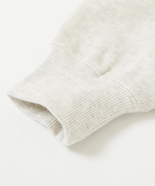 devirock（デビロック）の「無地 クロップド丈 スウェットトレーナー（スウェット・キッズ・オートミール/ダークネイビー/レッド系2・120cm/160cm/140cm/150cm/130cm/110cm/100cm）」の11枚目の写真