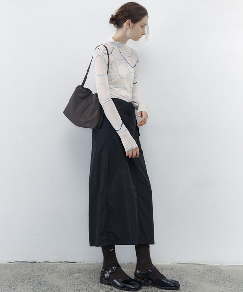 tageechita（タジチタ）の「【tageechita】シアープリントハイネックトップス（Tシャツ/カットソー・レディース・ホワイト・M/L/S）」の12枚目の写真