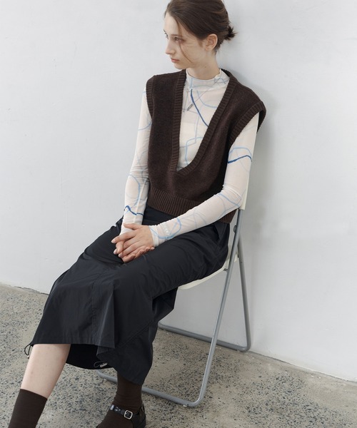 tageechita（タジチタ）の「【tageechita】シアープリントハイネックトップス（Tシャツ/カットソー・レディース・ホワイト・M/L/S）」の14枚目の写真