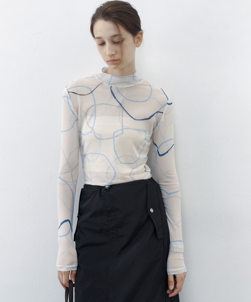 tageechita（タジチタ）の「【tageechita】シアープリントハイネックトップス（Tシャツ/カットソー・レディース・ホワイト・M/L/S）」の19枚目の写真