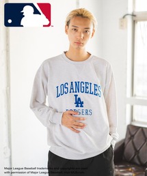【MLB】ワッペンロゴプルオーバースウェット