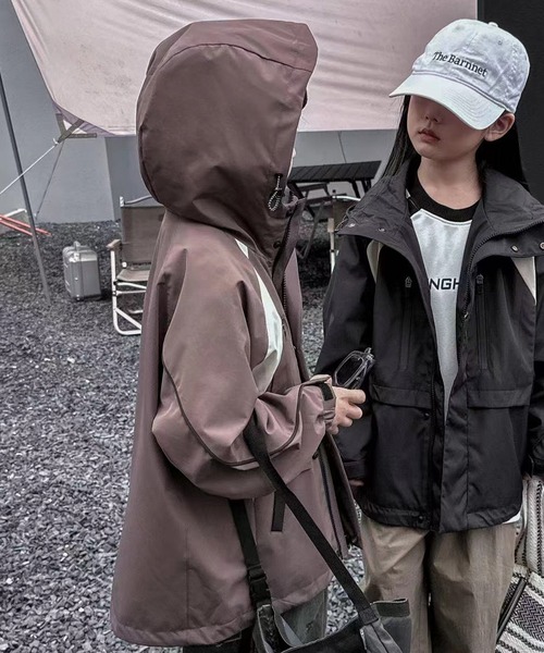 aimoha（アイモハ）の「【aimoha-KIDS-】子供服　マウンテンジャケット（マウンテンパーカー・キッズ・チョコ/ブラック・160/110/150/130/120/140）」の8枚目の写真