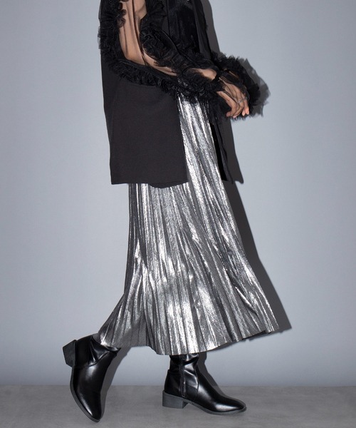 SETUP7（セットアップセブン）の「【SETUP7】シャイニーランダムプリーツロングスカート KNF037（スカート・レディース・シルバー/ゴールド・FREE）」の16枚目の写真