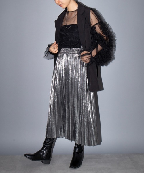 SETUP7（セットアップセブン）の「【SETUP7】シャイニーランダムプリーツロングスカート KNF037（スカート・レディース・シルバー/ゴールド・FREE）」の4枚目の写真