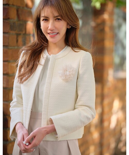 OPAQUE.CLIP(オペークドットクリップ)の「◆フェイクパールビジューコサージュ/セレモニー対応(ブローチ/コサージュ・レディース・ブルー系その他/ベージュ・00)」の3枚目の写真