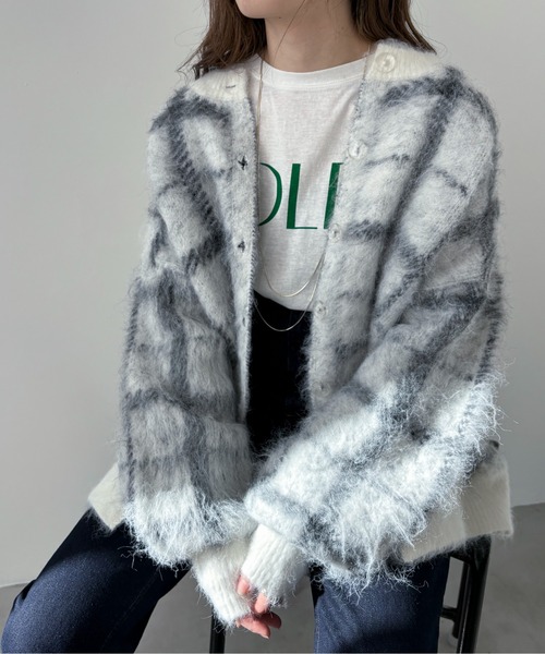 EPIMI E'PIMMY（エピミエピミー）の「【ハンドウォッシャブル】2WAYシャギーチェックカーディガン（カーディガン/ボレロ・レディース・ブラック/オフホワイト/杢グレー・MEDIUM）」の4枚目の写真