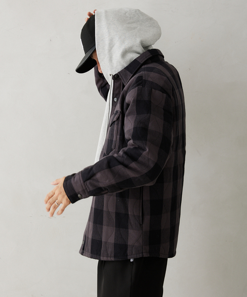 JOURNAL STANDARD relume（ジャーナルスタンダード　レリューム）の「【FROSTPROOF / フロストプルーフ】別注 PUFF シャツジャケット（その他アウター・メンズ・レッド/ブラック・LARGE/MEDIUM）」の6枚目の写真