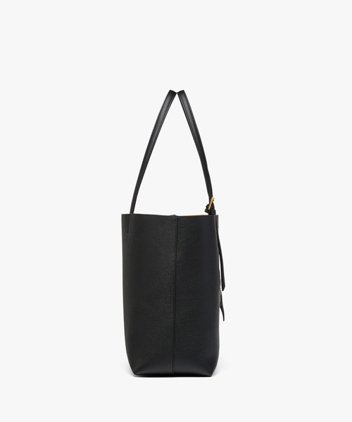 MCM（エムシーエム）の「Himmel ショッパーバッグ - エンボスロゴレザー（ショルダーバッグ・メンズ・ブラック/ブラウン・ONE SIZE）」の3枚目の写真
