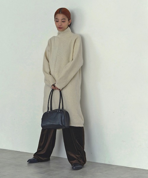 LIENCOEUR（リアンクール）の「ハイネックアシンメトリーワンピース（ワンピース・レディース・ライトベージュ/チャコールグレー/ブラック・FREE）」の17枚目の写真