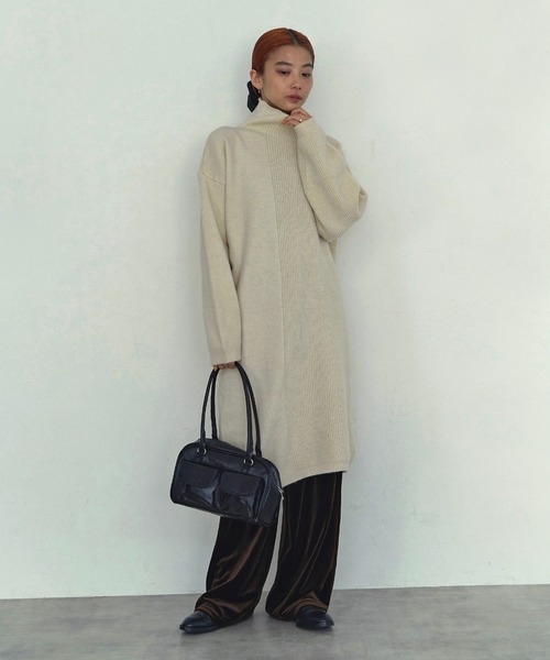 LIENCOEUR（リアンクール）の「ハイネックアシンメトリーワンピース（ワンピース・レディース・ライトベージュ/チャコールグレー/ブラック・FREE）」の11枚目の写真