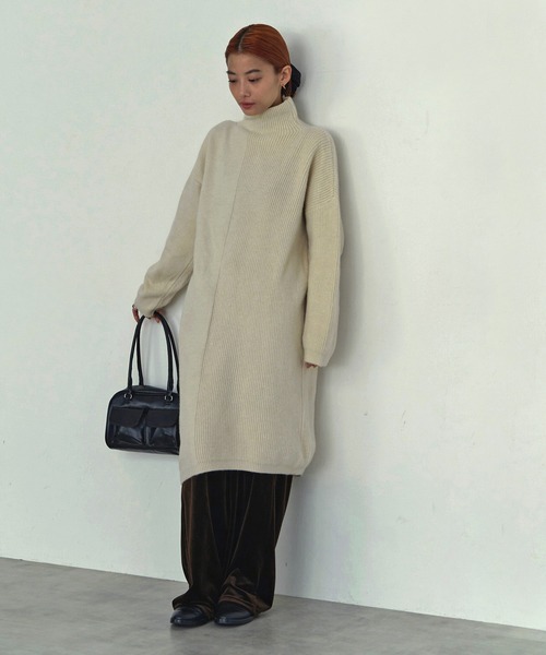 LIENCOEUR（リアンクール）の「ハイネックアシンメトリーワンピース（ワンピース・レディース・ライトベージュ/チャコールグレー/ブラック・FREE）」の18枚目の写真