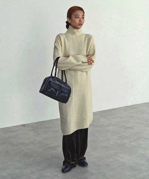 LIENCOEUR（リアンクール）の「ハイネックアシンメトリーワンピース（ワンピース・レディース・ライトベージュ/チャコールグレー/ブラック・FREE）」の22枚目の写真