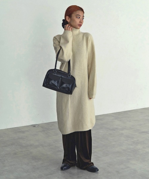 LIENCOEUR（リアンクール）の「ハイネックアシンメトリーワンピース（ワンピース・レディース・ライトベージュ/チャコールグレー/ブラック・FREE）」の21枚目の写真