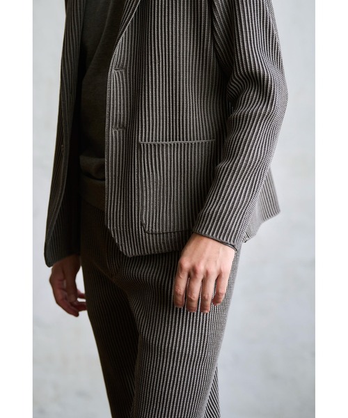 MEN'S BIGI(メンズビギ)の「たて畝ニットジャケット(テーラードジャケット・メンズ・ブルー/チャコールグレー・03/02/01/04)」の10枚目の写真