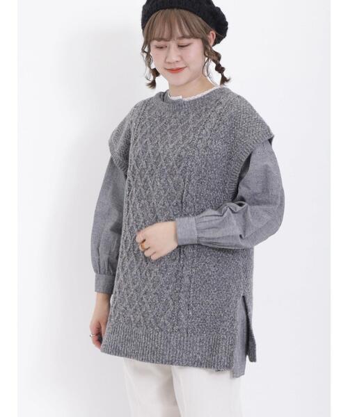 Samansa Mos2（サマンサ モスモス）の「ケーブル編みミドル丈ベスト
