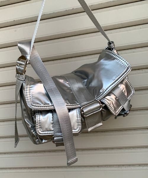 non-hedge（ノンヘッジ）の「ダブルポケットナイロンバッグ（ショルダーバッグ・レディース・ブラック/シルバー・FREE）」の14枚目の写真