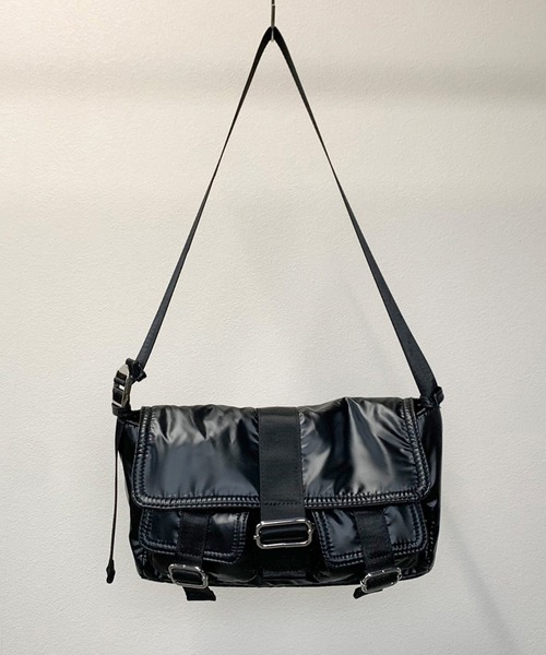 non-hedge（ノンヘッジ）の「ダブルポケットナイロンバッグ（ショルダーバッグ・レディース・ブラック/シルバー・FREE）」の18枚目の写真