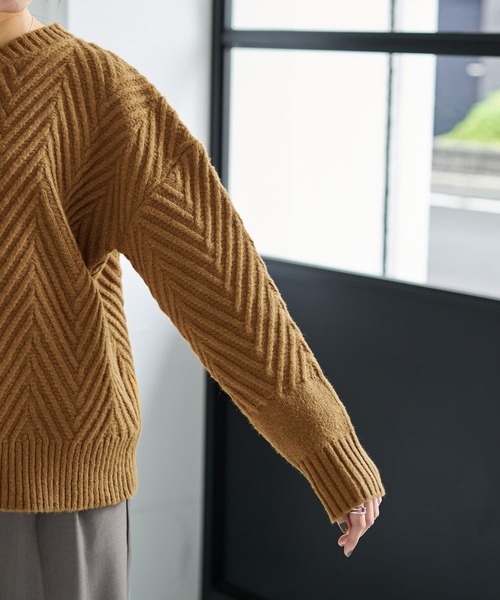 STYLE DELI(スタイルデリ)の「V字柄編みニットトップス(ニット/セーター・レディース・サンドベージュ/パープル/ライトブルー/イエロー系その他・FREE)」の14枚目の写真
