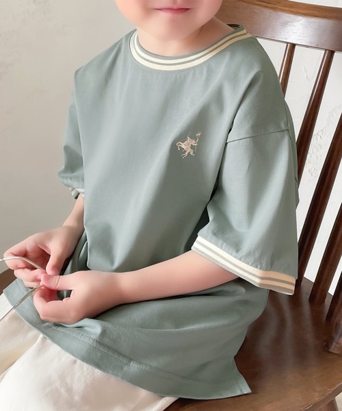 Java（ジャバ）の「《JaVa ジャバコラボ》着るだけで気分が上がる！綿100%シルケット 配色刺繍半袖Tシャツ（Tシャツ/カットソー・キッズ・アイボリー/グリーン・100/120/140/160）」の2枚目の写真