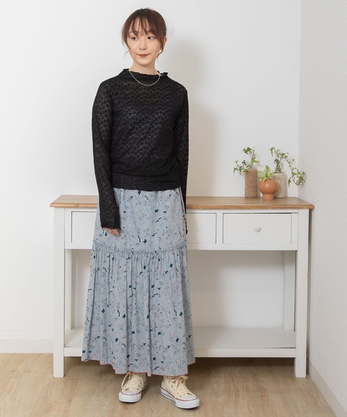 POU DOU DOU（プードゥドゥ）の「花柄シアータートルトップス（Tシャツ/カットソー・レディース・オフホワイト/ブラック/ミント/ダークグレー・3）」の7枚目の写真