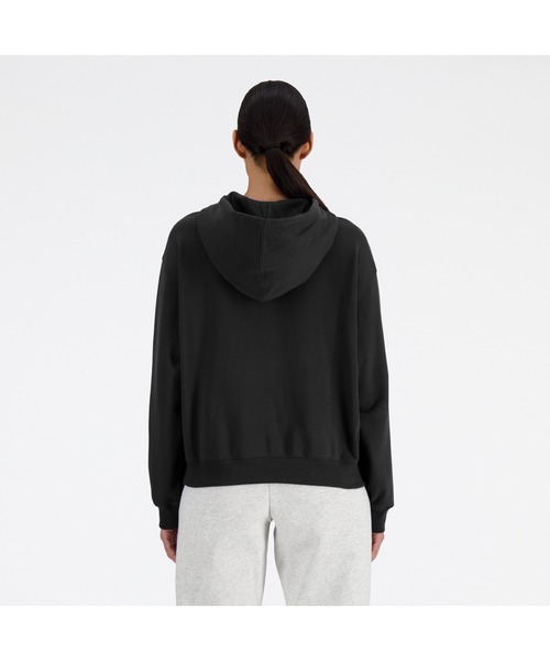 NEW BALANCE（ニューバランス）の「Sport Essentials Stacked Logo スウェットフーディ（スウェット・レディース・ライトピンク/ブラック/ヘザーグレー・MEDIUM/SMALL/LARGE/X-LARGE）」の14枚目の写真