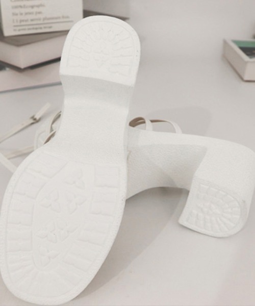 Miniministore（ミニミニストア）の「ハイヒール クロスストラップサンダル韓国（サンダル・レディース・ブラック/ホワイト・23.5cm/23.0cm/22.5cm/24.5cm/24.0cm）」の20枚目の写真