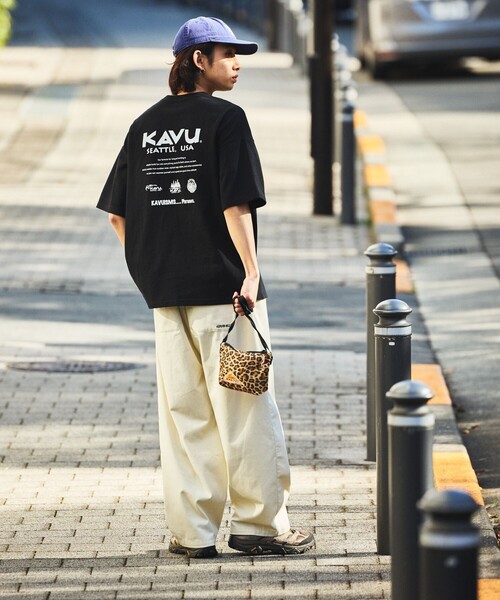 FREAK'S STORE(フリークスストア)の「限定展開 KAVU×FREAK'S STORE/カブー 別注 ビッグシルエット バックプリントTシャツ/ICON(Tシャツ/カットソー・メンズ・ホワイト/ブラック/グレイッシュベージュ/オリーブ/ピンク・SMALL/MEDIUM/LARGE)」の9枚目の写真
