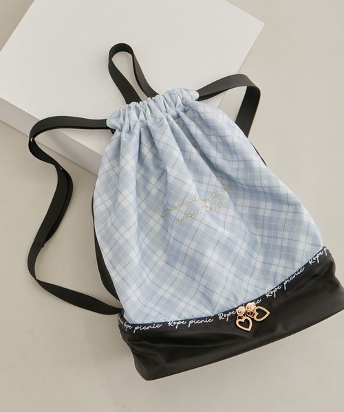 ROPE' PICNIC(ロペピクニック)の「【KIDS】メタリックプリントリュック(バックパック/リュック・キッズ・ブラック/ベージュ・FREE)」の2枚目の写真