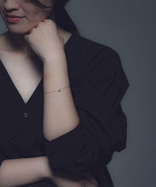 URBAN RESEARCH（アーバンリサーチ）の「ff by decor urban research　ムーンブレスレット（ブレスレット・レディース・ゴールド・-）」の4枚目の写真