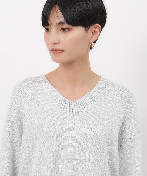 OPAQUE.CLIP（オペークドットクリップ）の「◆ラメヤーンVネックニット【洗える】（ニット/セーター・レディース・ライトイエロー系6/サックスブルー系5/ホワイト系6・42/38/40）」の19枚目の写真