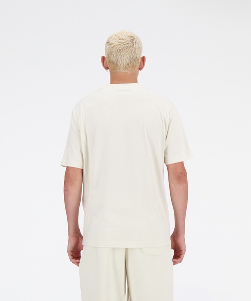 NEW BALANCE(ニューバランス)の「Sport Essentials ショートスリーブTシャツ(Tシャツ/カットソー・メンズ・アイボリー/グリーン/ネイビー/ライトブラウン/ブラック/ホワイト・SMALL/LARGE/MEDIUM/X-LARGE/XX-LARGE)」の11枚目の写真