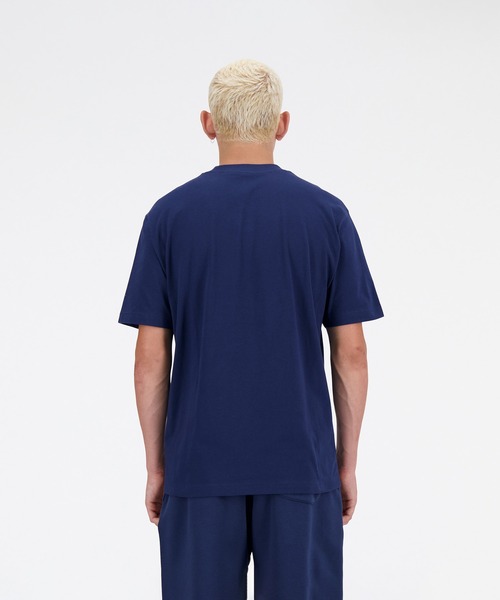 NEW BALANCE(ニューバランス)の「Sport Essentials ショートスリーブTシャツ(Tシャツ/カットソー・メンズ・アイボリー/グリーン/ネイビー/ライトブラウン/ブラック/ホワイト・SMALL/LARGE/MEDIUM/X-LARGE/XX-LARGE)」の19枚目の写真