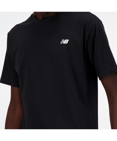 NEW BALANCE(ニューバランス)の「Sport Essentials ショートスリーブTシャツ(Tシャツ/カットソー・メンズ・アイボリー/グリーン/ネイビー/ライトブラウン/ブラック/ホワイト・SMALL/LARGE/MEDIUM/X-LARGE/XX-LARGE)」の14枚目の写真