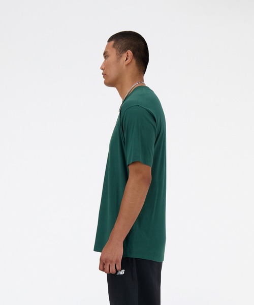 NEW BALANCE(ニューバランス)の「Sport Essentials ショートスリーブTシャツ(Tシャツ/カットソー・メンズ・アイボリー/グリーン/ネイビー/ライトブラウン/ブラック/ホワイト・SMALL/LARGE/MEDIUM/X-LARGE/XX-LARGE)」の21枚目の写真