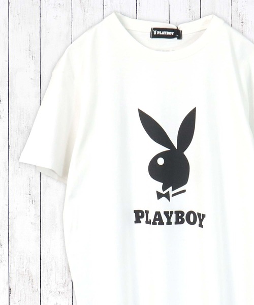 PLAYBOY（プレイボーイ）の「PLAYBOY USAコットン リラックスフィット ロゴプリントTシャツ（Tシャツ/カットソー・キッズ・ピンク/ベージュ系その他/ホワイト系その他/ホワイト系その他2/ブラック系その他/チャコールグレー/オフホワイト/ピンク系その他/ブラック/グレー系その他/ベージュ/グレー系その他2/ピンク系その他2/グリーン系その他2/グリーン系その他/ミント/ブラック系その他2/ベージュ系その他2・S/XXS/XS/L/M）」の4枚目の写真